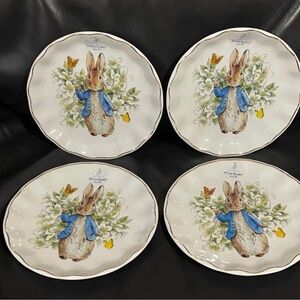 Porcelain Dinner Plates - Set of 4